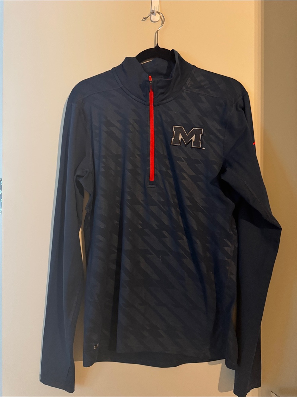 Ole Miss Cutter & Buck + Nike Bundle! 4 pieces included. All Men’s Small! 🔵🔴 - Picture 5 of 13